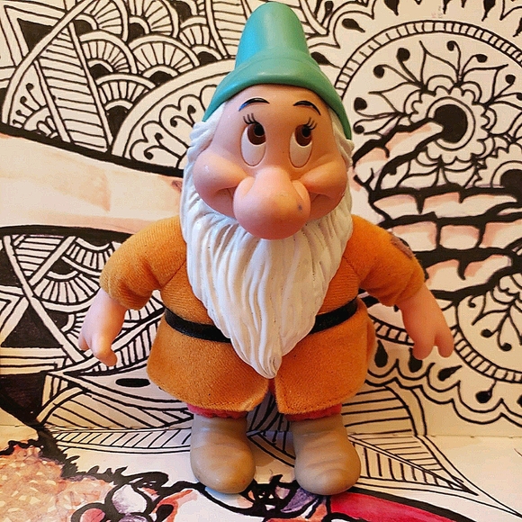 Vintage Disney Toy Snow White Bashful Plush Rubber Doll EUC - Picture 1 of 6